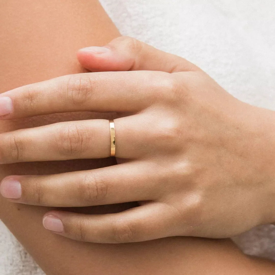 14k Gold Minimalist Stacking Wedding Band/Ring- 2.3mm Wide, Minimalist, Dainty Jewelry